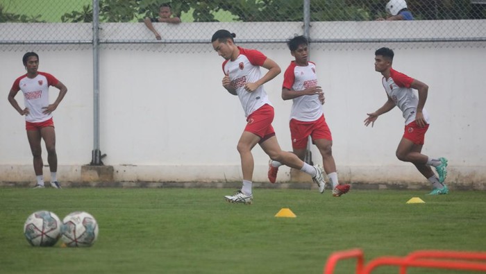 PSM Makassar kembali menggelar latihan di Stadion Kalegowa pasca Tragedi Kanjuruhan