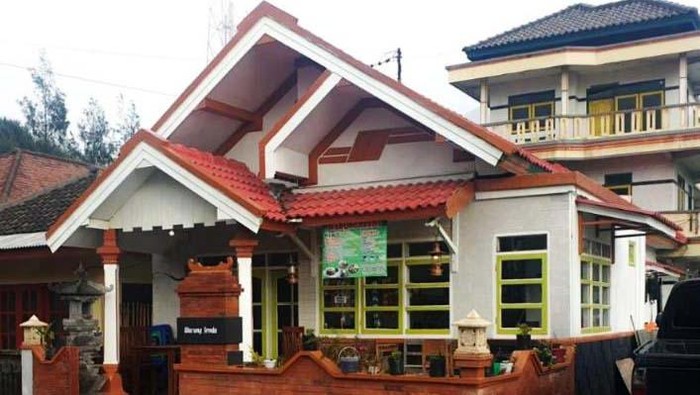 PUPR Bangun 427 Rumah Swadaya buat Dongkrak Wisata di Bromo Tengger Semeru 427 rumah di Kawasan Strategis Pariwisata Nasional Bromo Tengger Semeru mendapatkan bantuan PKRS. Kini rumah itu menjadi tempat usaha pondok wisata (homestay).