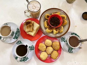 Serasa di Singapura! Nongkrong di Toko Kopi Kongca yang Hits di Malang