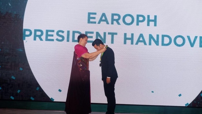 Wagub Jatim Emil Dardak Dipercaya Sebagai Presiden Earoph 2022-2024 Wagub Jatim Emil Dardak Dipercaya Sebagai Presiden Earoph 2022-2024