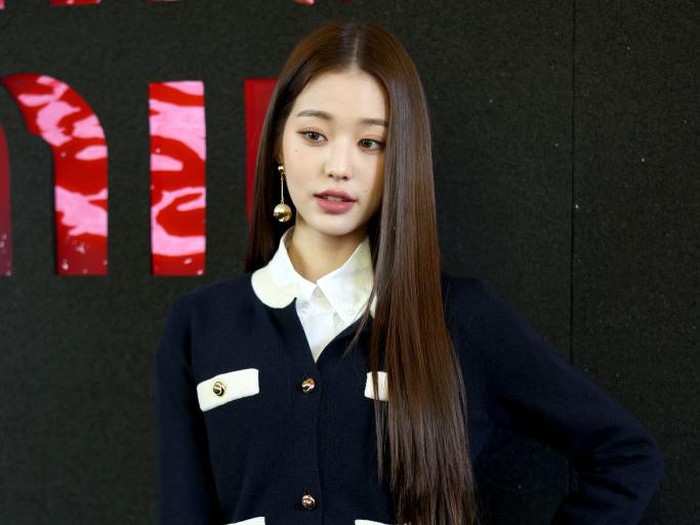 Wonyoung IVE di Paris Fashion Week Wonyoung IVE di Paris Fashion Week