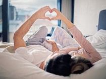 Cara Bikin Kamar Kedap Suara biar Momen Bercinta Nggak Ganggu Mertua
