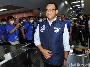 Hari Terakhir Berkantor di Jakarta, Anies: Saya Mohon Pamit