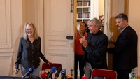 Pada 6 Oktober 2022, nama Annie Ernaux diumumkan sebagai pemenang Hadiah Nobel Sastra 2022. Akademi Swedia membacakan pengumuman namanya yang disiarkan secara langsung pada 13.00 waktu Stockholm. Foto: Getty Images/Marc Piasecki