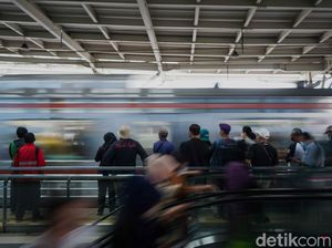 Kemenhub: Tarif KRL Hari Ini Hitung-hitungan 2015, Sudah Tak Relevan