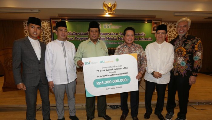 BSI menjalin kerja sama dengan Majelis Ulama Indonesia (MUI). Kerjasama ini untuk mengakselerasi pembangunan Islamic ecosystem dalam negeri.