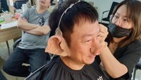 Cu Pat Kai kembali berpenampilan siluman babi untuk kepentingan syuting serial terbarunya. Foto: foto: TikTok laiyiucheung