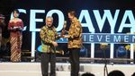 Dirut Garuda Indonesia Raih CEO Achievement Award 2022