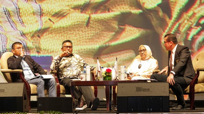 Dukung Pertumbuhan Ekonomi Lewat Pengelolaan Risiko dan Asuransi Dukung Pertumbuhan Ekonomi Lewat Pengelolaan Risiko dan Asuransi