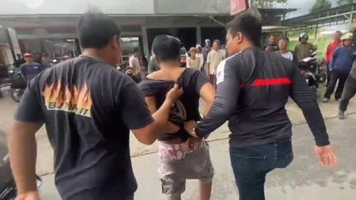 Empat terduga bandar dan kurir sabu dibekuk tim opsnal Sat Resnarkoba Polresta Mataram.