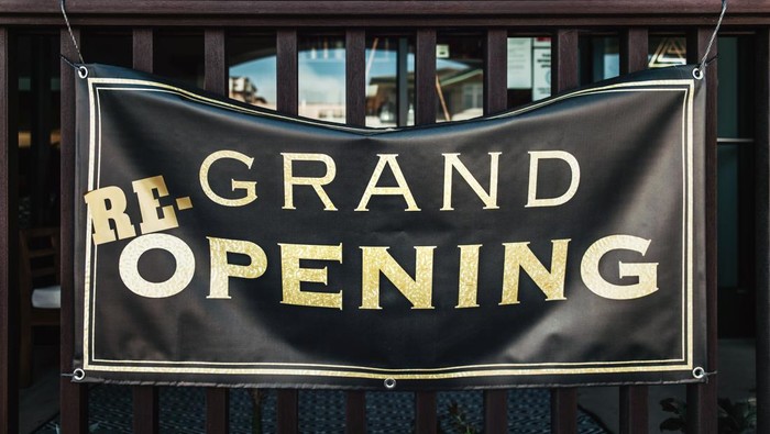 Ilustrasi grand opening.