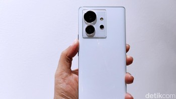 Harga Infinix Zero Ultra di Indonesia Rp 6.449.000. Foto: Adi Fida Rahman/detikINET
