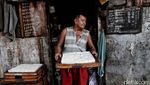 Jeritan Perajin Tahu Tempe Saat Harga Kedelai Meroket