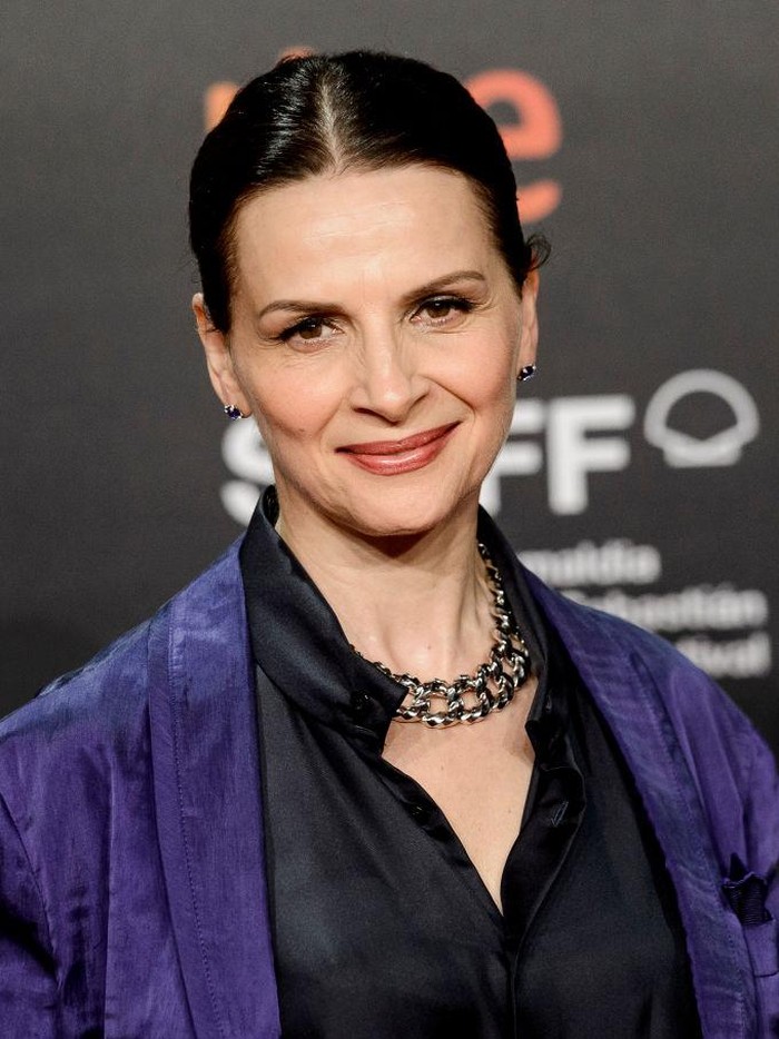 SAN SEBASTIAN, SPAIN - SEPTEMBER 19: Juliette Binoche attends Le Lyceen/ Winterboy Premiere during 70th San Sebastian Film Festival attends Le Lyceen/ Winterboy Premiere during 70th San Sebastian Film Festival at Kursaal, San Sebastian on September 19, 2022 in San Sebastian, Spain. (Photo by Juan Naharro Gimenez/Getty Images)