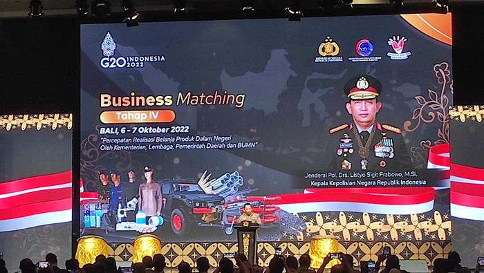 Kapolri Jenderal Listyo Sigit Prabowo di acara Temu Bisnis Produk Dalam Negeri (PDN) Polri Tahap IV di Bali Nusa Dua Convention Center (BNDCC), Bali