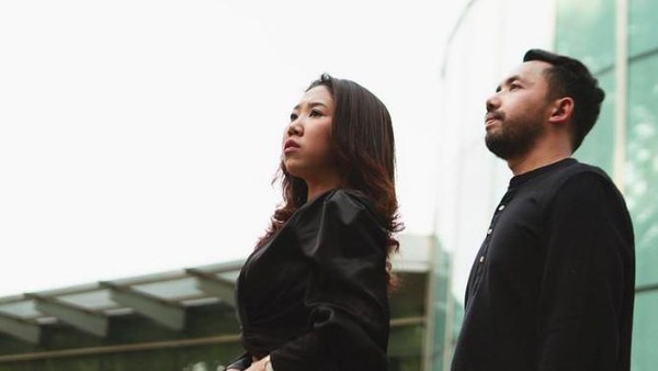 Foto: Kiky Saputri dan Pacar Pemotretan a la Prewedding, Didoakan Cepat Nikah