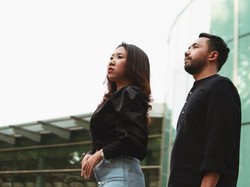 Foto: Kiky Saputri dan Pacar Pemotretan a la Prewedding, Didoakan Cepat Nikah