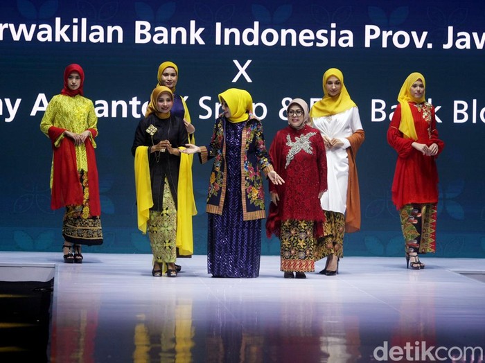 Koleksi Amy Atmanto di In2motionfest 2022 Koleksi Amy Atmanto di In2motionfest 2022