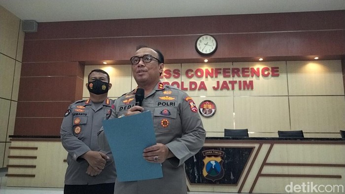 Konferensi pers Tragedi Kanjuruhan di Mapolda Jatim