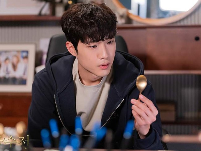 Lee Jong Won di Drama Korea The Golden Spoon