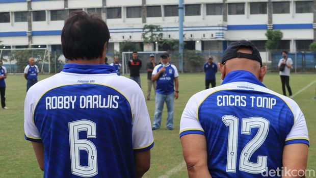 Legenda Persib doa bersama untuk korban Kanjuruhan.