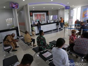 Cara Unik Pegawai Bank Edukasi Keuangan Digital di Wilayah Perbatasan