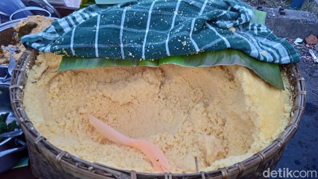 Sedep Mantep! Nasi Ampok, Nasi Jagung yang Masih Eksis di Blitar