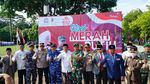 Potret Semarak Kirab Merah Putih di Pekalongan