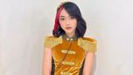 Rona Ang Si Dede Gemes yang Kini Jadi Rocker