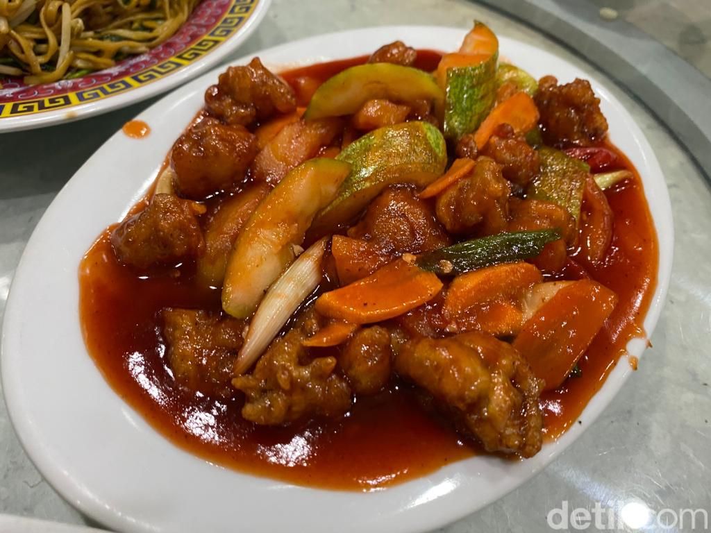 Siauw A Tjiap: Lezatnya Abadi! Bakmi dan Ngohiong Hakka yang Eksis 100 Tahun