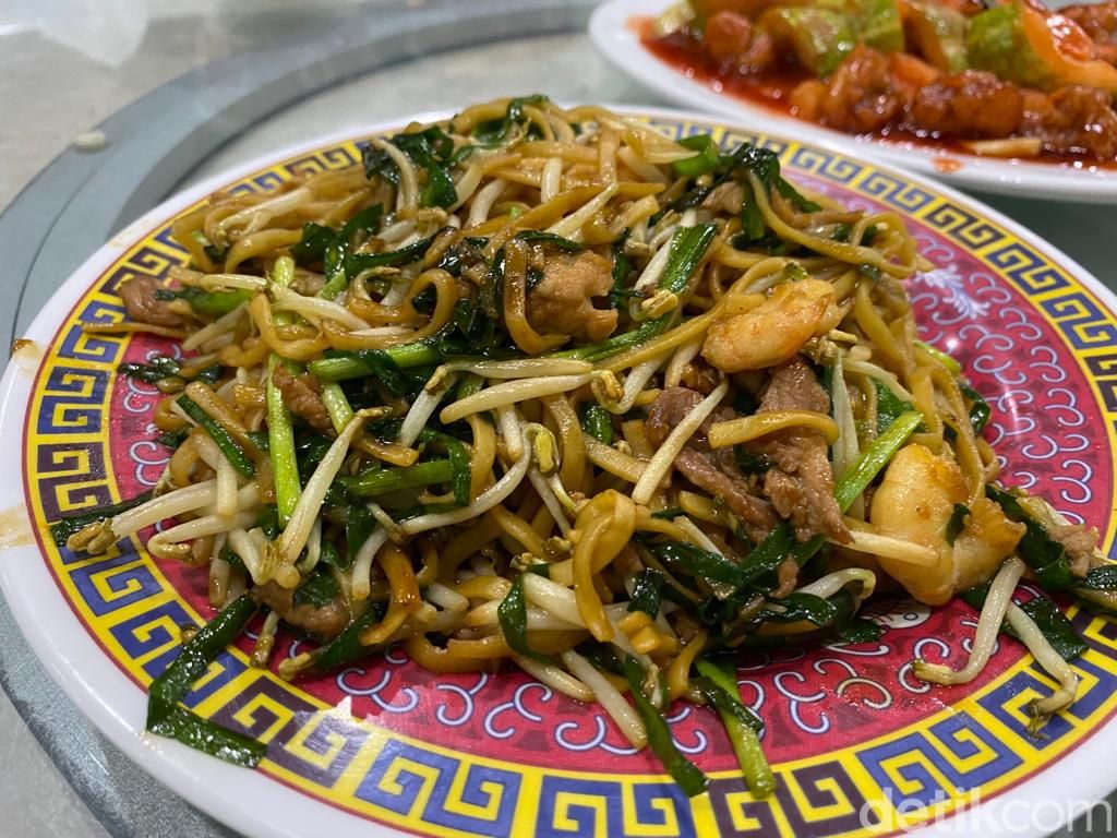 Siauw A Tjiap: Lezatnya Abadi! Bakmi dan Ngohiong Hakka yang Eksis 100 Tahun