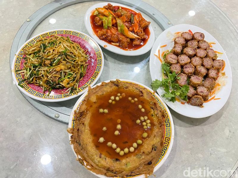 Siauw A Tjiap : Lezat selamanya!  Bakmi dan Ngohiong Hakka yang sudah ada selama 100 tahun