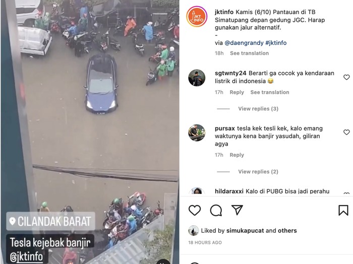 Tesla Terendam Banjir di Jakarta