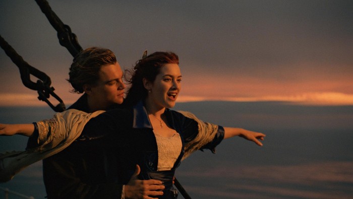 Cuplikan adegan di Titanic (1997).