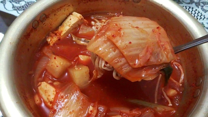 10 Resep Sup Asia yang Gurih Segar Buat Hangatkan Perut