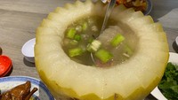 Sekitar 80% menu di sini semuanya makanan khas Kanton.  Tentunya tetap menggunakan resep keluarga dari keluarga  Tjoeng Tan. Foto: detikFood