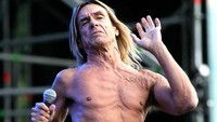 Iggy Pop pernah melukai diri sendiri sampai berdarah. (Foto: Istimewa)
