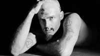 GG Allin pernah melempar tinja dari atas panggung.  (Foto: Istimewa)