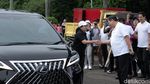 Aksi Balas Pantun dan Sajak Airlangga-Puan Maharani di Monas