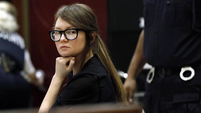 FILE — Anna Sorokin sits at the defense table during jury deliberations in her trial at New York State Supreme Court, April 25, 2019, in New York. A U.S. immigration judge cleared the way Wednesday, Oct. 5. 2022, for fake German heiress Anna Sorokin to be released from detention to home confinement while she fights deportation, if she meets certain conditions. (AP Photo/Richard Drew, File)