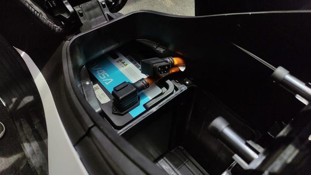 Baterai Motor Listrik Alva One. Foto: Septian Farhan Nurhuda.