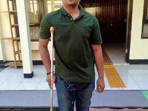 Kisah Pilu Briptu Ari, Brimob Dompu Cacat Permanen gegara Dibacok