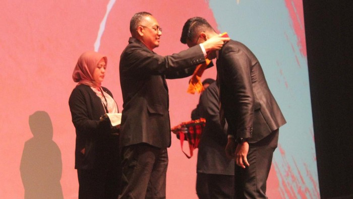 Dukung Pertumbuhan Ekonomi Lewat Pengelolaan Risiko dan Ausransi Dukung Pertumbuhan Ekonomi Lewat Pengelolaan Risiko dan Ausransi