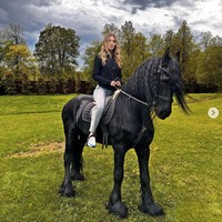 Kini wakil Rusia dan wakil Ukraina telah mendapat kamar yang berbeda. Ekaterina Astashenkova sendiri berusia 24 tahun. Dia ditunjuk sebagai Miss Grand Rusia dan mewakili negaranya di ajang Miss Grand International yang diadakan di Indonesia.  Foto: dok. Instagram @katerinastash