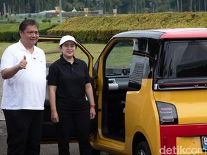 Puan-Airlangga Akrab di Monas, PDIP Bakal Gabung KIB?