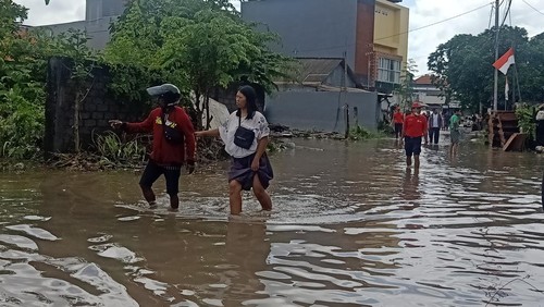 Kondisi terkini di Jalan Pura Demak Gang I Denpasar, Bali, yang mengalami banjir pada Sabtu (8/10/2022).