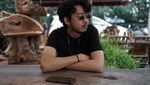 Heboh Aksi di Panggung, Pamungkas Hobi Nongkrong di Kafe