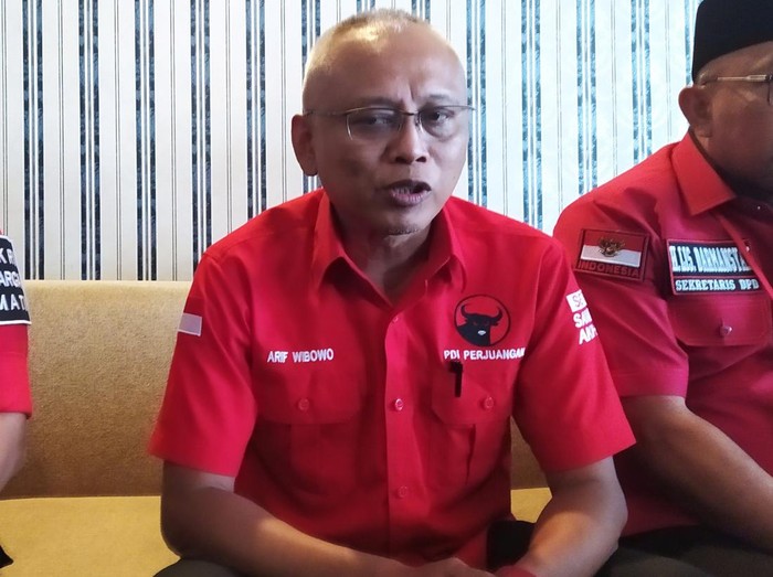 Wakil Sekretaris Jenderal (Wasekjen) Bidang Program Pemerintahan DPP PDI-Perjuangan, Arief Wibowo saat di wawancara usai membuka Rakerda III DPD PDI-P Kepri, Sabtu(8/10/2022). Alamudin Hamapu/detikSumut