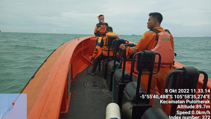 Pencarian pria diduga menceburkan diri ke laut Merak