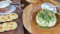 Mengenai menu terfavorit, Syahrini menjatuhkan pilihan pada Bang Bang Burrata. Dressingnya adalah cuka hitam dan wijen. Pasti enak nih!